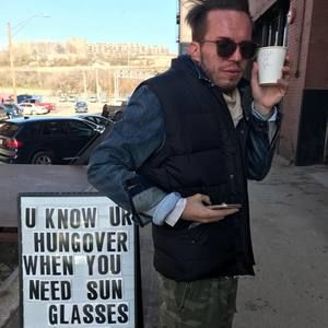 Meet your Posher, Craig